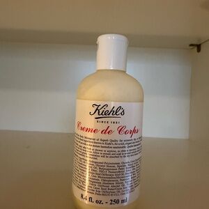 Creme de Corps Body Moisturize